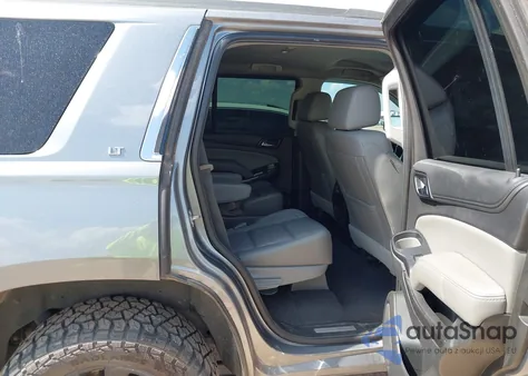2019 Chevrolet Tahoe Lt z USA, uszkodzony, nr VIN 1GNSKBKC0KR144367